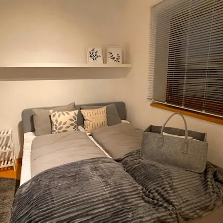 Apartment Ks - *
